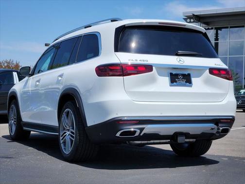2025 Mercedes-Benz GLS 450 4MATIC