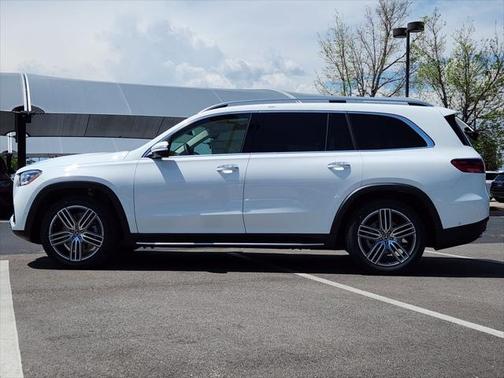 2025 Mercedes-Benz GLS 450 4MATIC