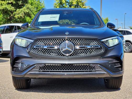 2026 Mercedes-Benz GLC 300 4MATIC
