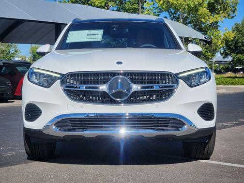 2026 Mercedes-Benz GLC 300 4MATIC