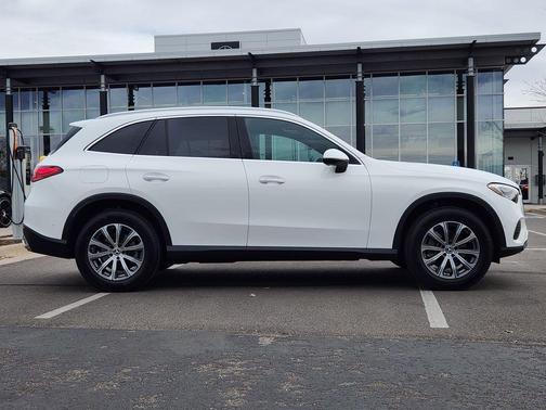 2025 Mercedes-Benz GLC 300 Base 4MATIC