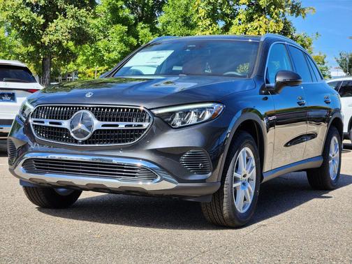 2026 Mercedes-Benz GLC 300 4MATIC