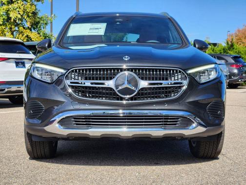 2026 Mercedes-Benz GLC 300 4MATIC