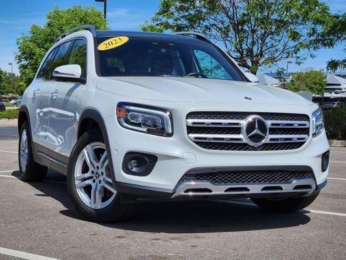 Digital White 2023 Mercedes-Benz GLB 250 Base 4MATIC