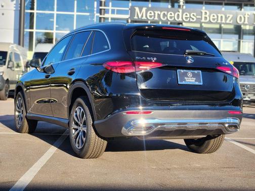 2026 Mercedes-Benz GLC 300 4MATIC
