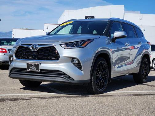 2022 Toyota Highlander Limited