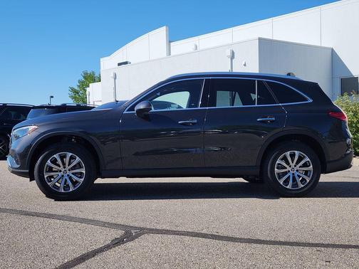 2026 Mercedes-Benz GLC 300 4MATIC