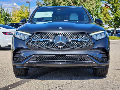 2026 Mercedes-Benz GLC 300 4MATIC