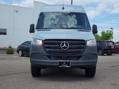2025 Mercedes-Benz Sprinter 2500 170 WB