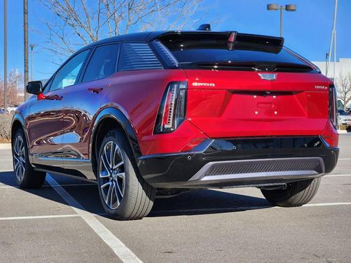 2025 Cadillac OPTIQ Sport