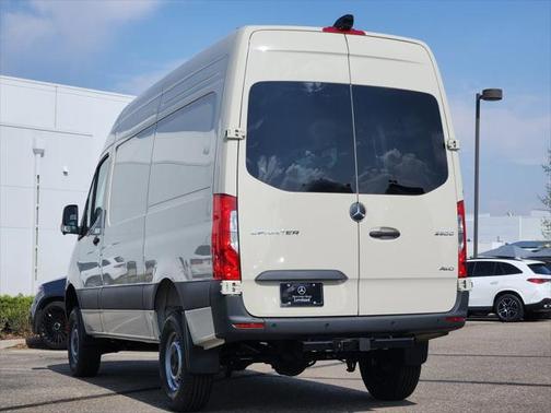 2025 Mercedes-Benz Sprinter 2500 Standard Roof