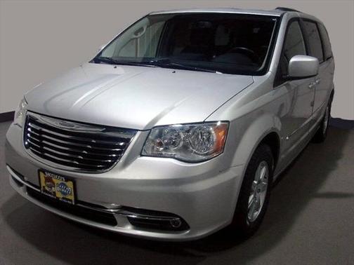 2011 Chrysler Town & Country Touring