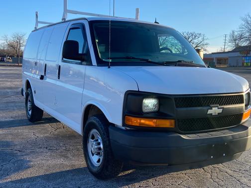 2015 Chevrolet Express 2500 LT