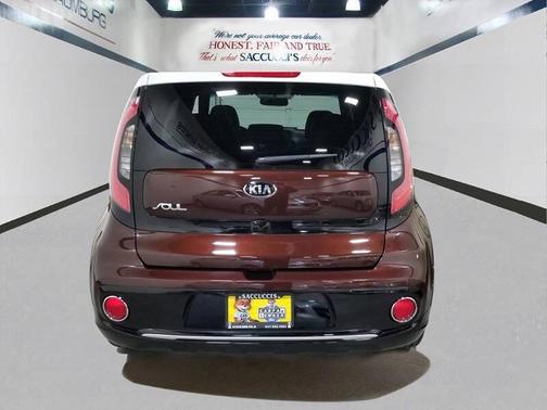 2017 Kia Soul +