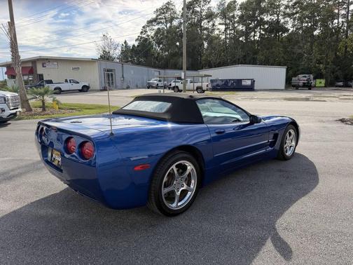 2002 Chevrolet Corvette Base