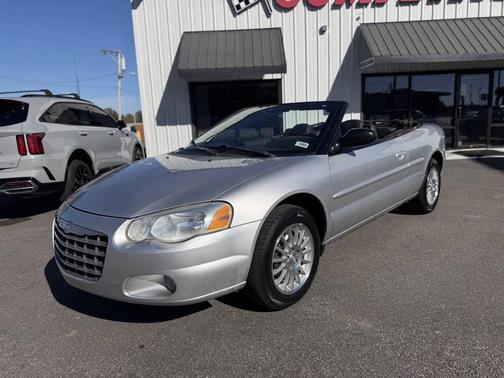 2004 Chrysler Sebring Base