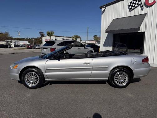 2004 Chrysler Sebring Base