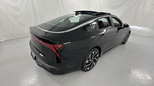 2025 Kia K5 EX