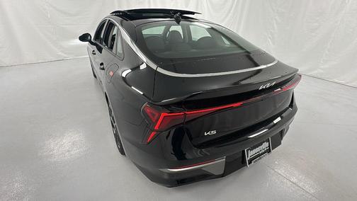 2025 Kia K5 EX