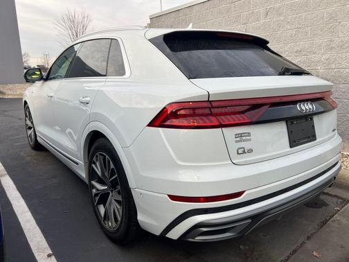 2023 Audi Q8 55 Prestige