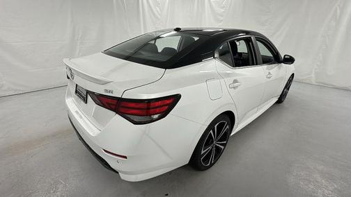 2022 Nissan Sentra SR