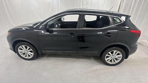 2017 Nissan Rogue Sport SV