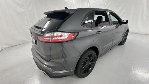 2021 Ford Edge ST