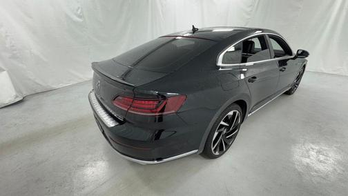 Deep Black Pearl 2023 Volkswagen Arteon 2.0T SEL Premium R-Line 4MOTION