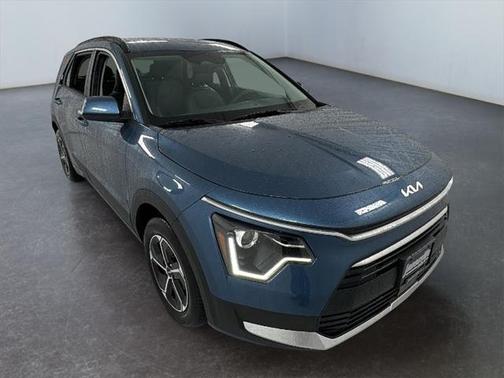 2025 Kia Niro EX
