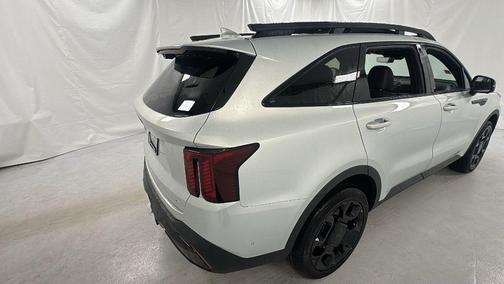Ivory Silver 2026 Kia Sorento SX