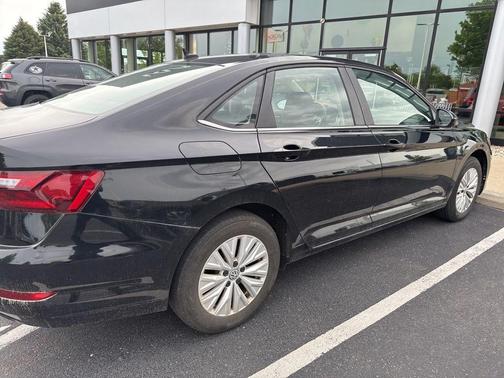 Black Uni 2020 Volkswagen Jetta 1.4T S