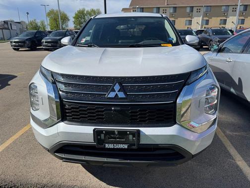 2022 Mitsubishi Outlander ES 2.5 S-AWC