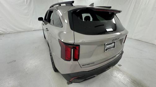 Road Rider Brown 2026 Kia Sorento SX