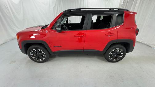Colorado Red Clearcoat 2023 Jeep Renegade Trailhawk