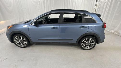 2022 Kia Niro Touring SE
