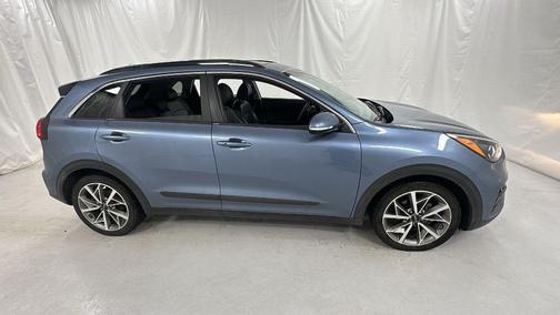 2022 Kia Niro Touring SE