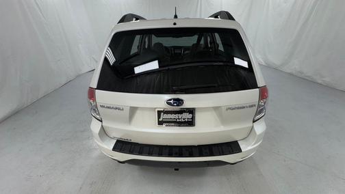 Satin White Pearl 2009 Subaru Forester 2.5 X Limited
