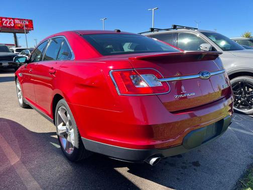 2010 Ford Taurus SHO