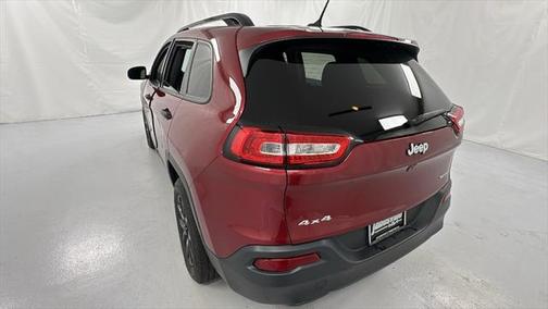 2017 Jeep Cherokee Sport
