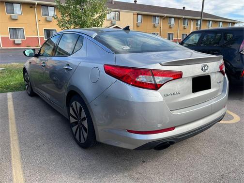 2011 Kia Optima SX