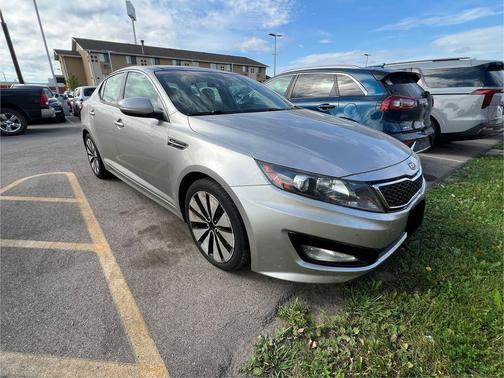2011 Kia Optima SX