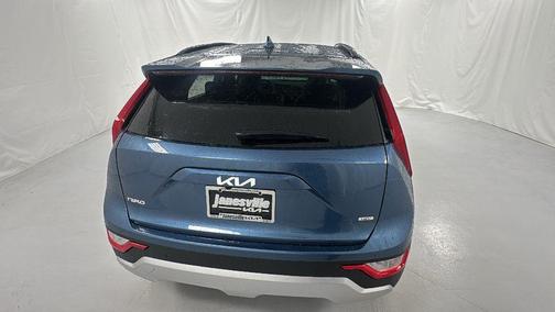 2025 Kia Niro EX