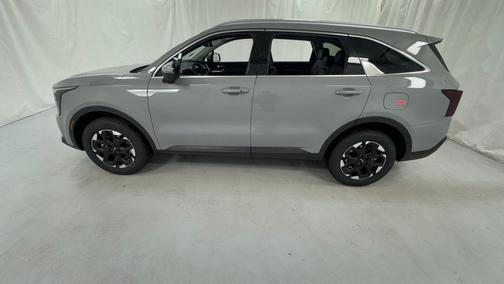 Wolf Gray 2026 Kia Sorento S