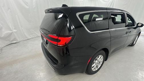 2025 Chrysler Pacifica L