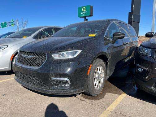 2025 Chrysler Pacifica L