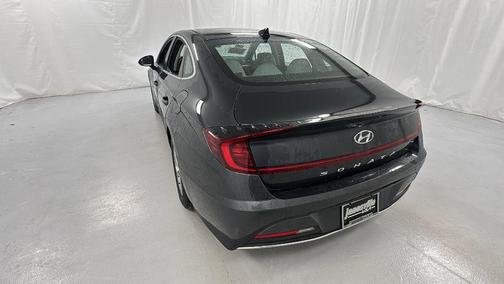 2022 Hyundai SONATA SE
