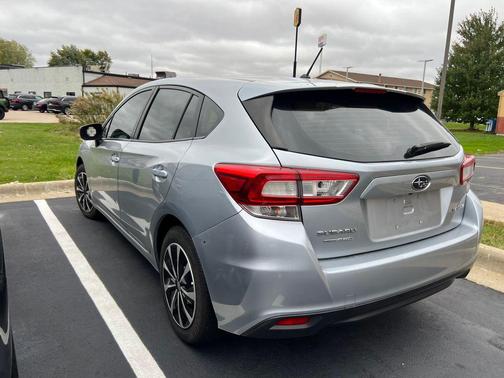 2019 Subaru Impreza 2.0i