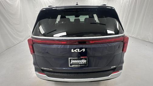 2026 Kia Carnival Hybrid EX