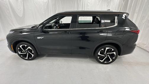 2023 Mitsubishi Outlander PHEV SEL