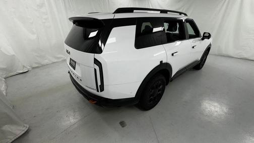 White 2027 Kia Telluride X-Pro SX-Prestige
